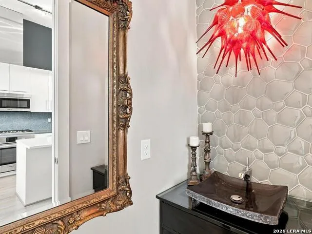 112 Newell Ave San Antonio, TX 78212