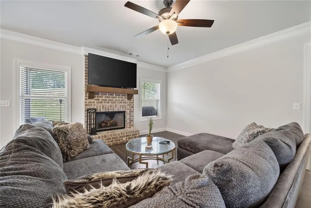 3501 Bentley Farms Way Loganville, GA 30052
