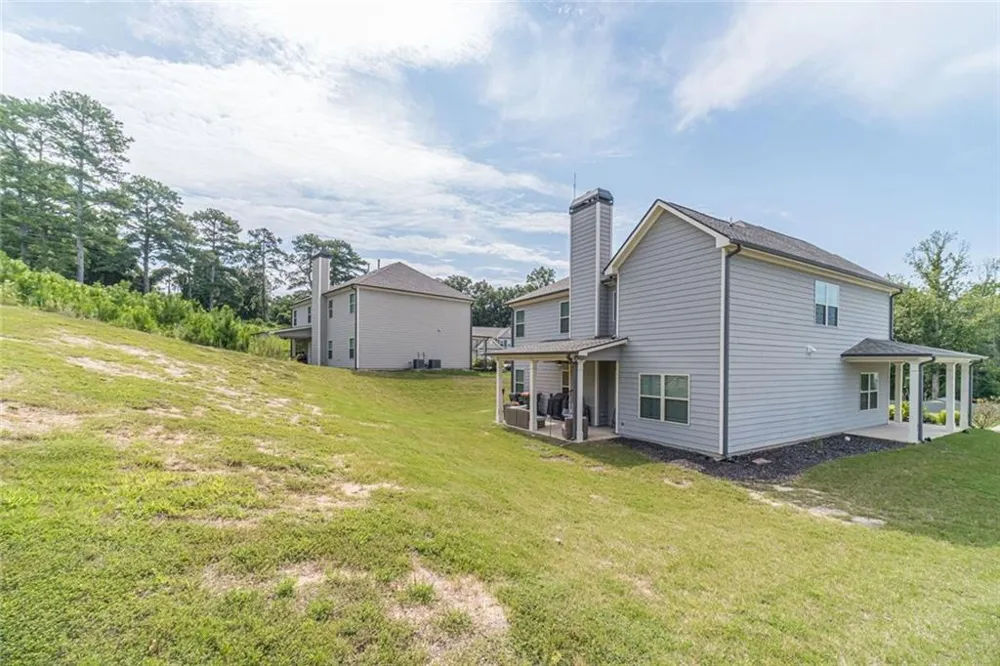 3501 Bentley Farms Way Loganville, GA 30052