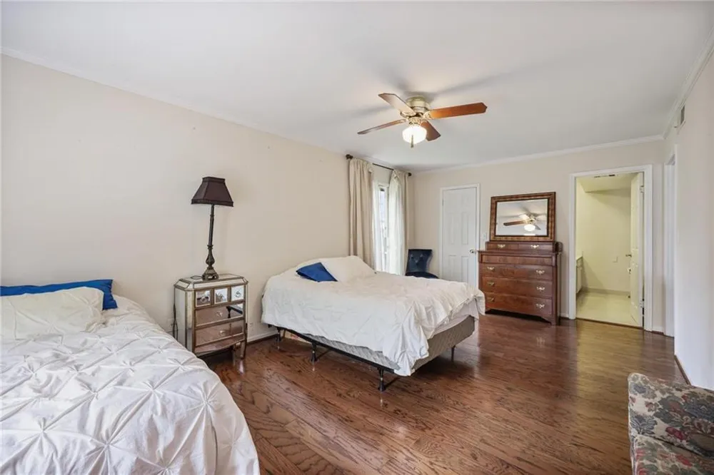 6851 Roswell Road #F5 Sandy Springs, GA 30328