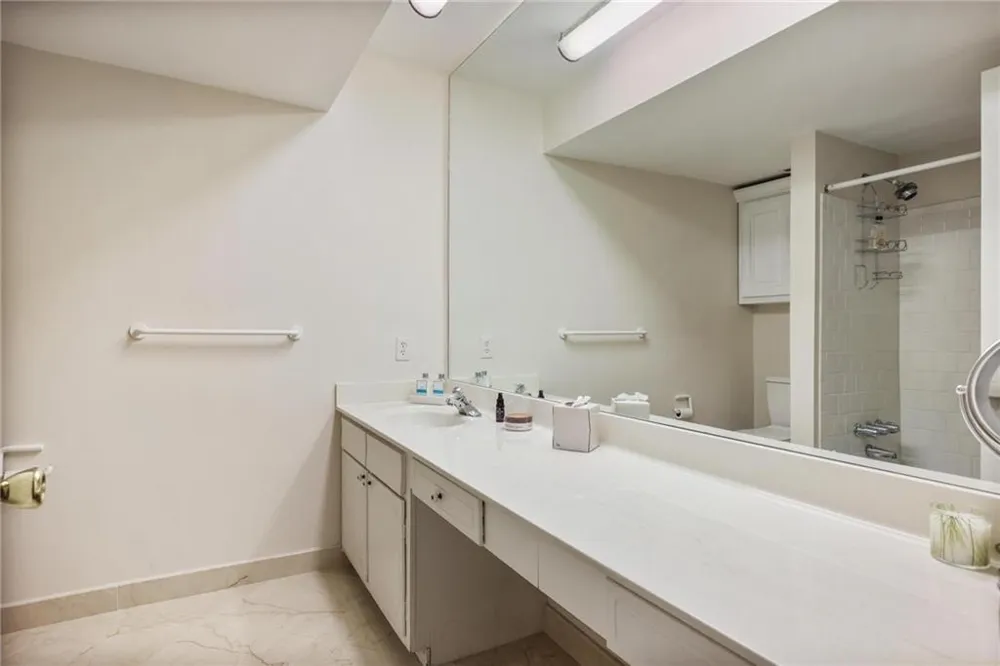 6851 Roswell Road #F5 Sandy Springs, GA 30328