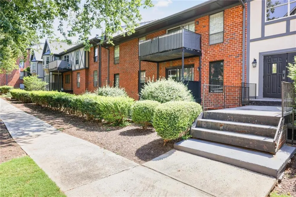 6851 Roswell Road #F5 Sandy Springs, GA 30328
