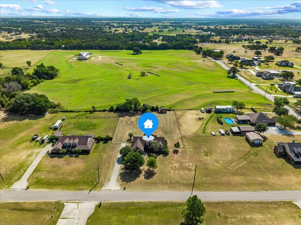 104 Caballos Lane Springtown, TX 76082