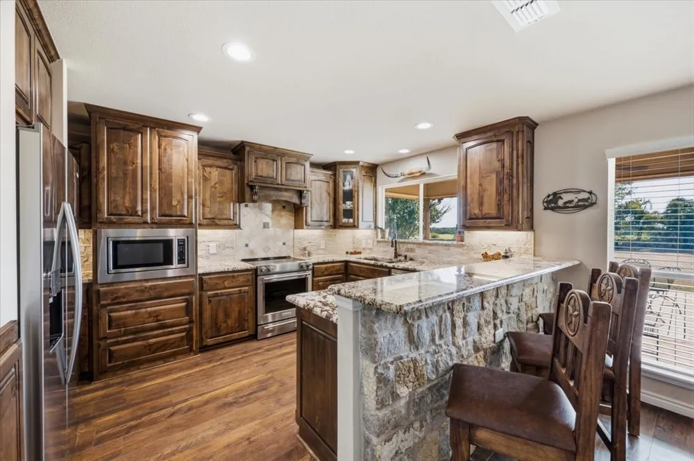 104 Caballos Lane Springtown, TX 76082