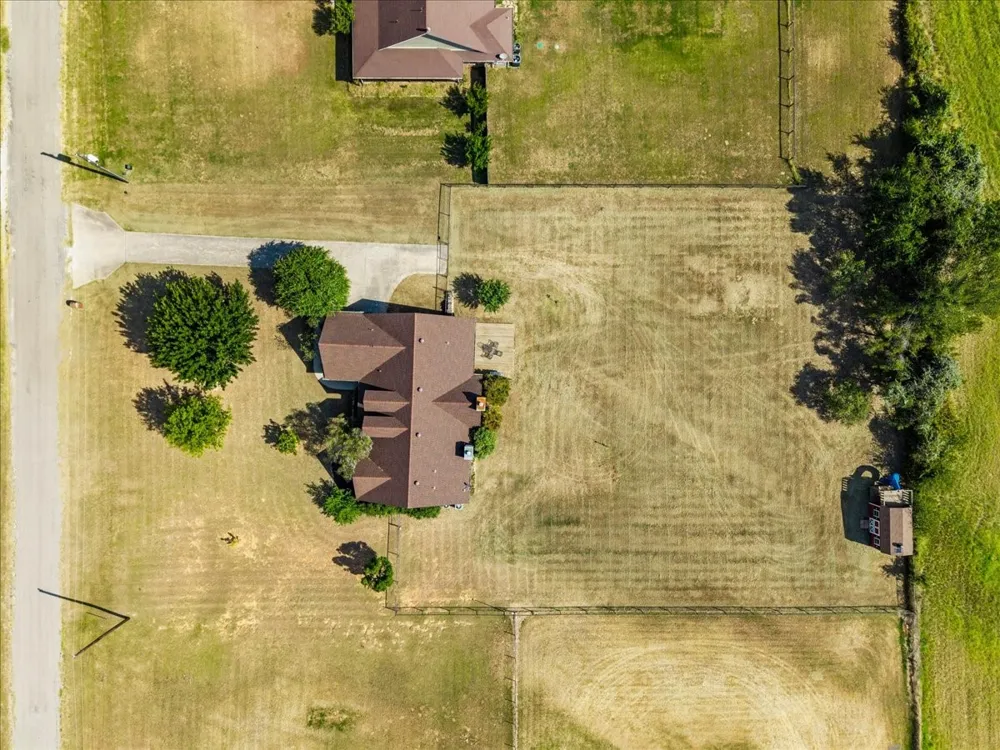 104 Caballos Lane Springtown, TX 76082