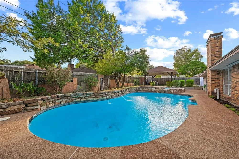 622 Wilson Court Duncanville, TX 75137