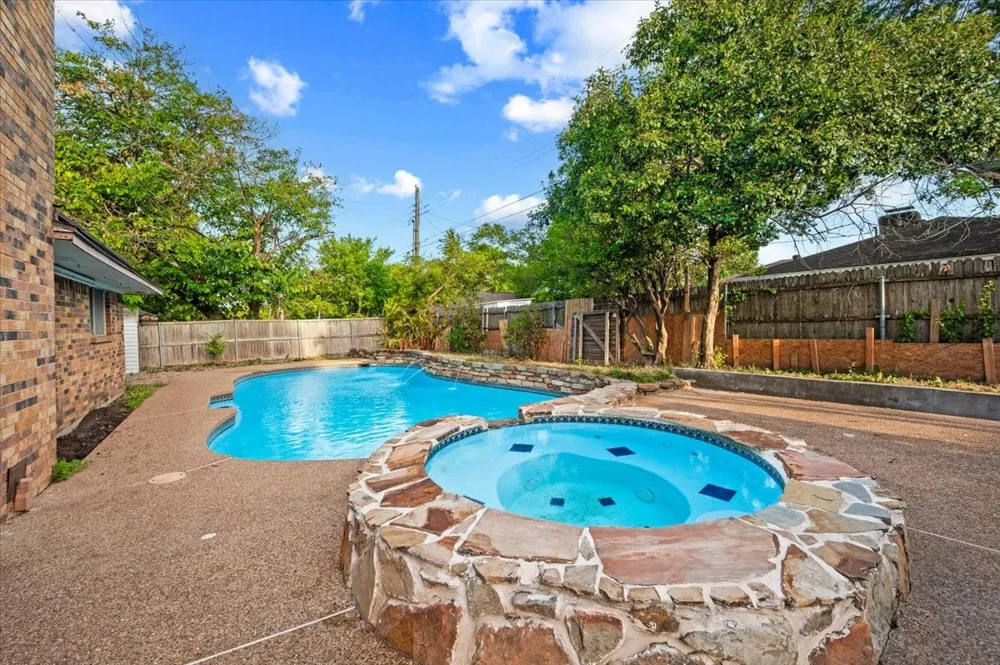622 Wilson Court Duncanville, TX 75137