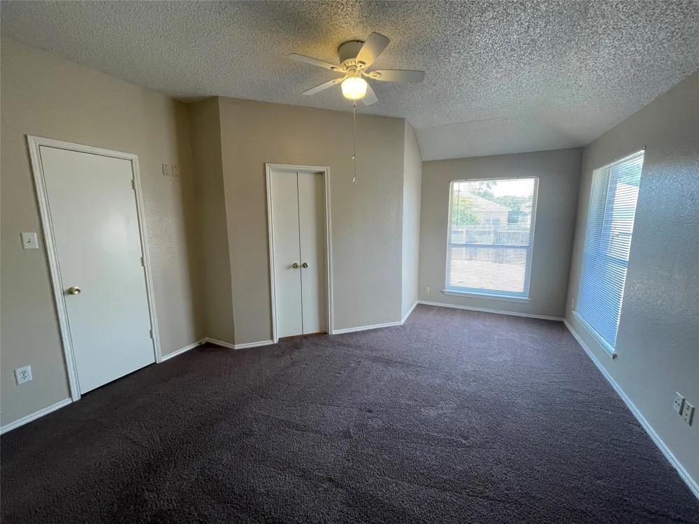2729 Bent Brook Drive Mesquite, TX 75181