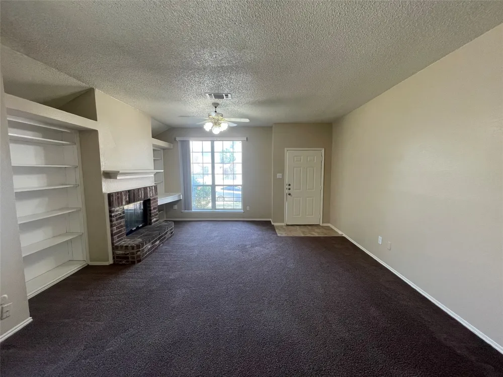 2729 Bent Brook Drive Mesquite, TX 75181
