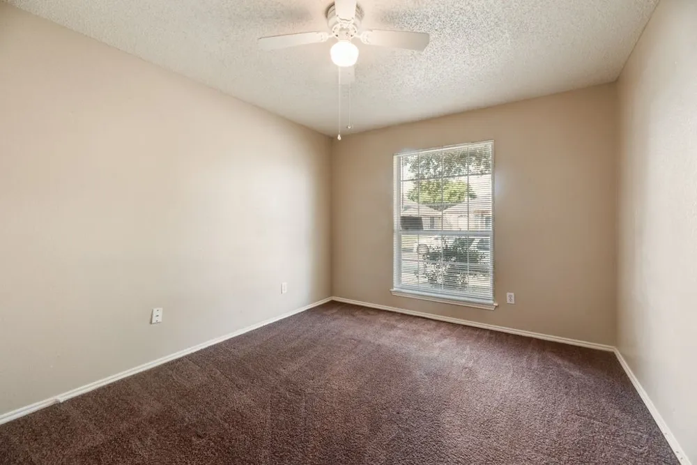 2729 Bent Brook Drive Mesquite, TX 75181