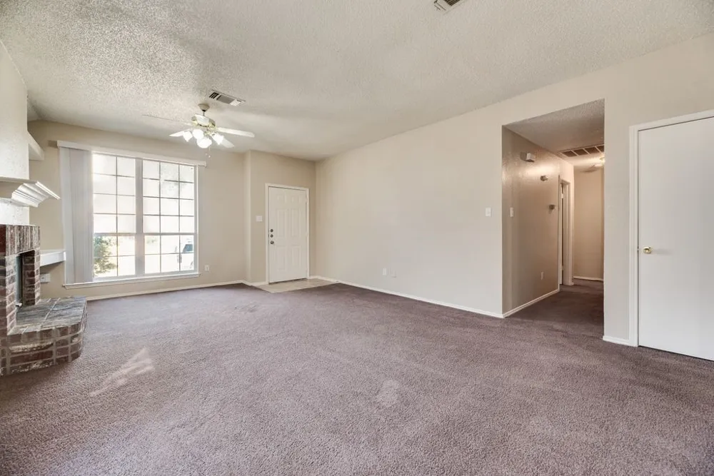 2729 Bent Brook Drive Mesquite, TX 75181