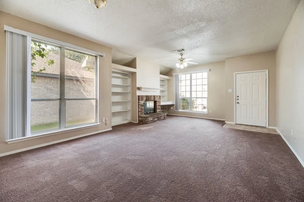2729 Bent Brook Drive Mesquite, TX 75181