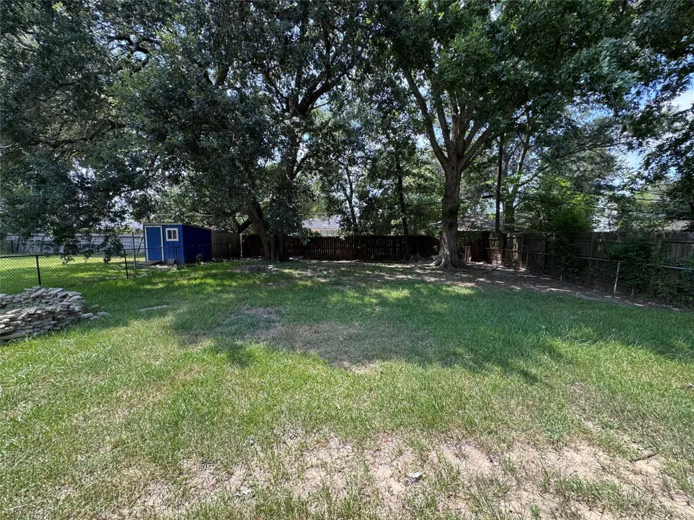 290 Clemmons Street Beaumont, TX 77707