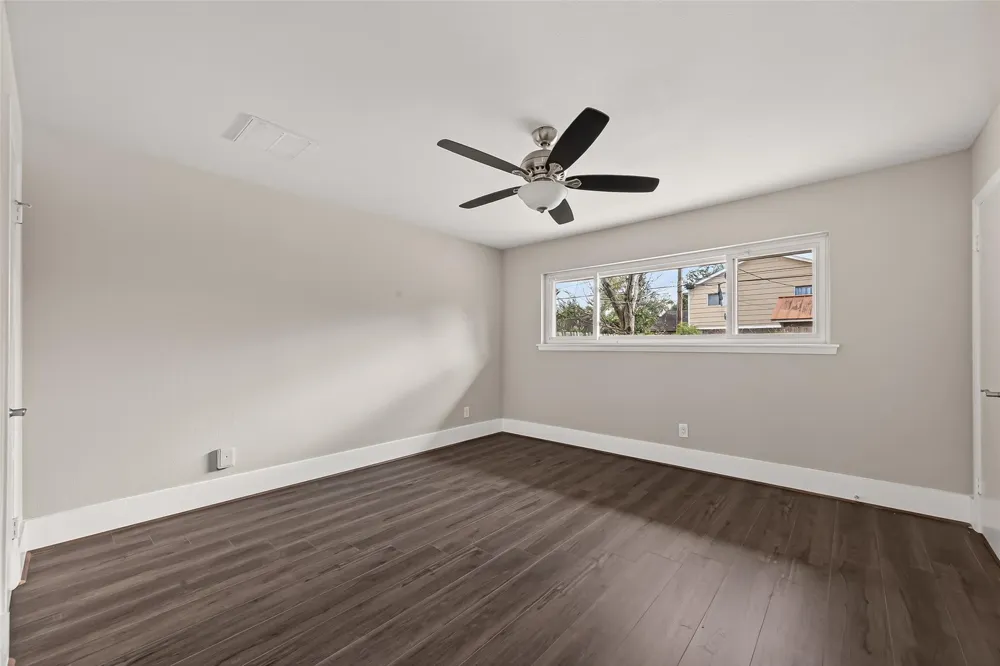 9623 Meadowglen Lane Houston, TX 77063