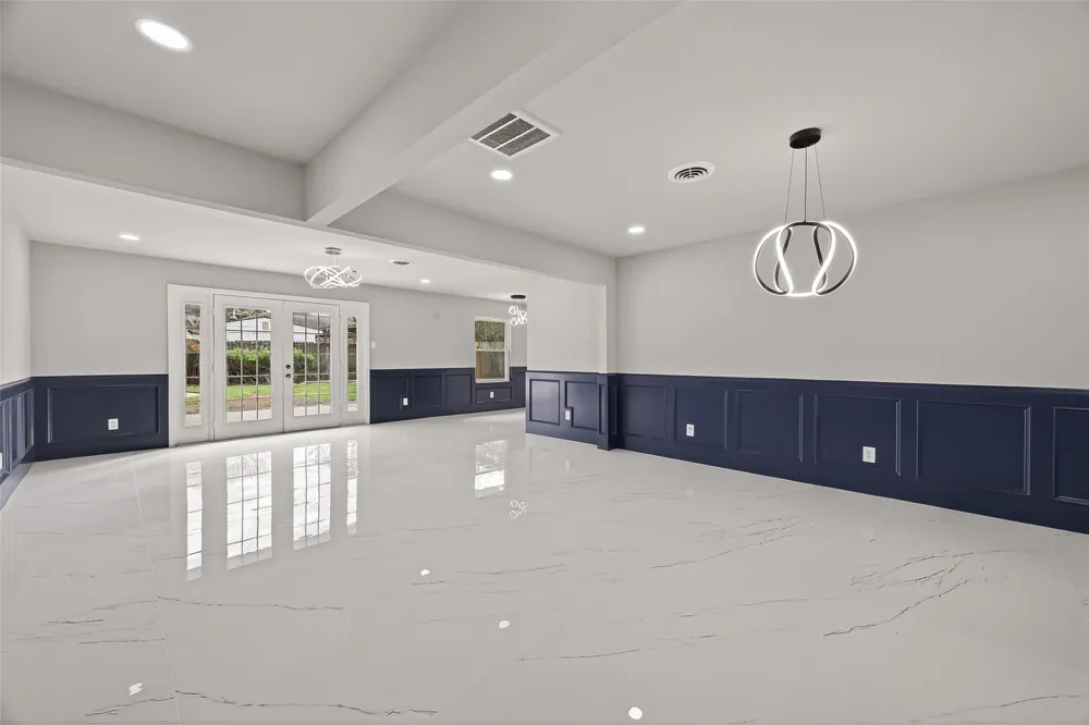 9623 Meadowglen Lane Houston, TX 77063
