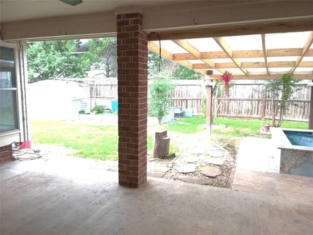 16355 Flint Run Way Sugar Land, TX 77498