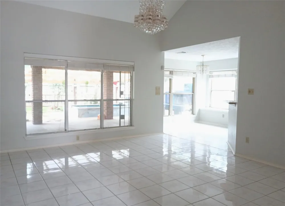 16355 Flint Run Way Sugar Land, TX 77498