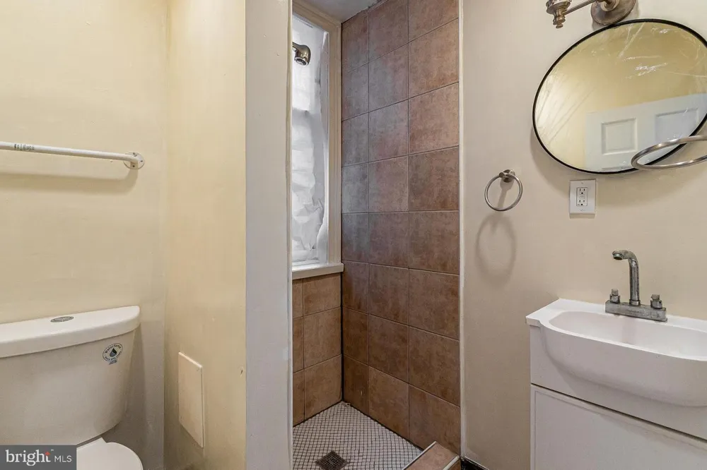 1135 MYRTLE AVENUE Baltimore, MD 21201