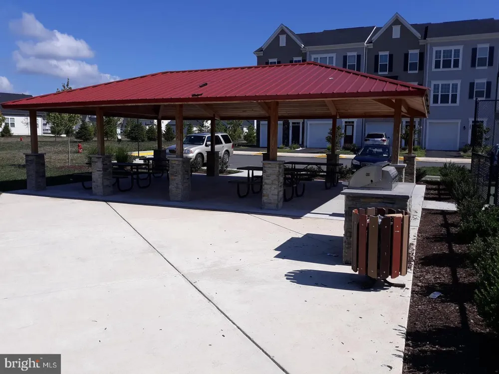 220 APSLEY TERRACE Purcellville, VA 20132