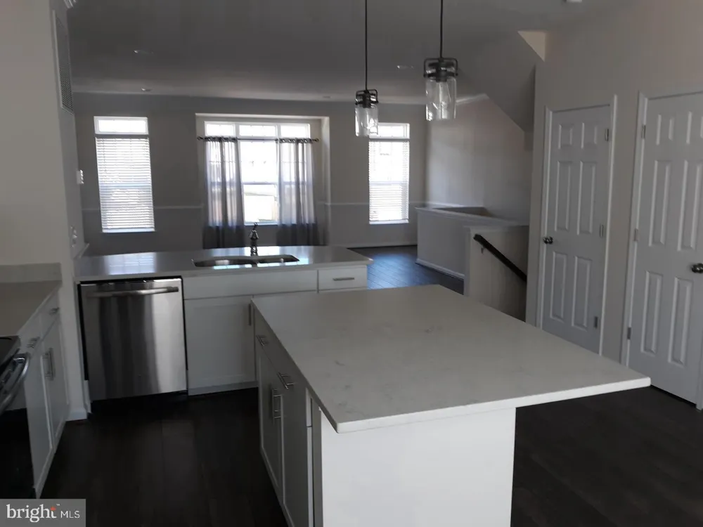 220 APSLEY TERRACE Purcellville, VA 20132