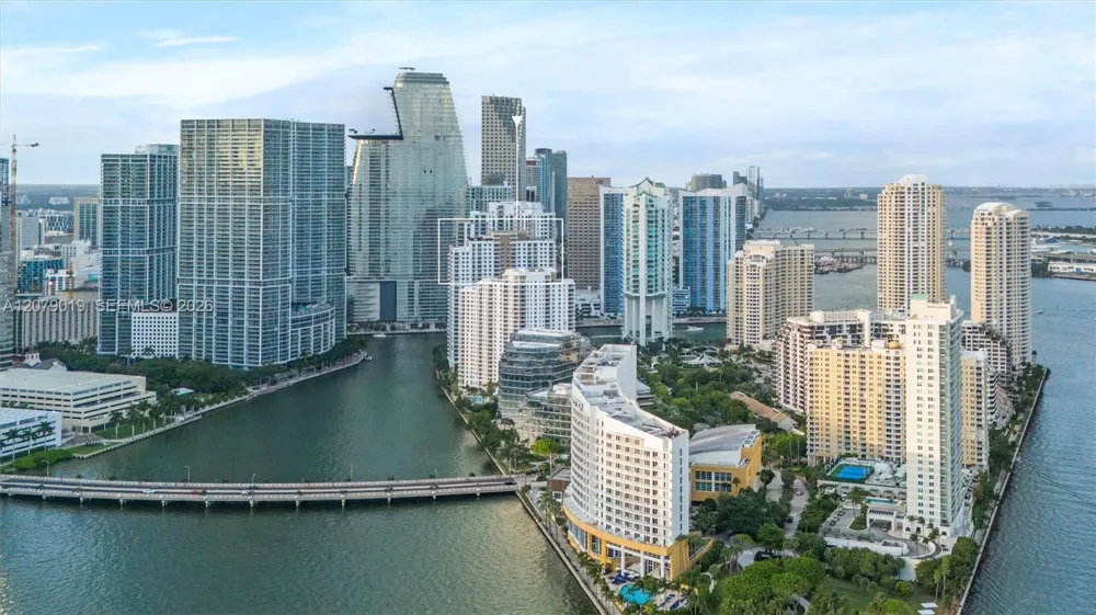 801 Brickell Key Blvd #1204 Miami, FL 33131