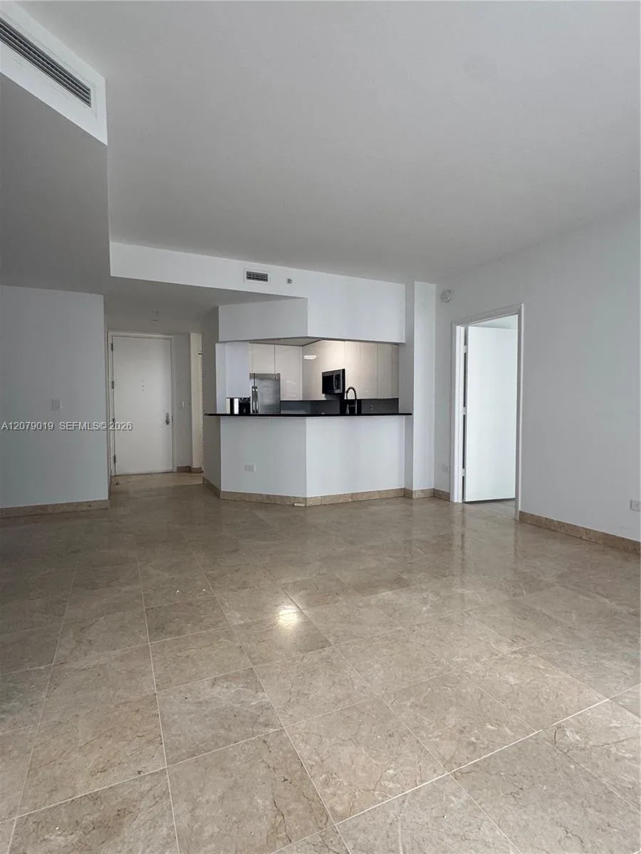 801 Brickell Key Blvd #1204 Miami, FL 33131