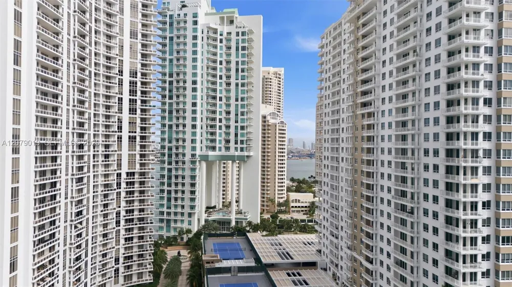 801 Brickell Key Blvd #1204 Miami, FL 33131