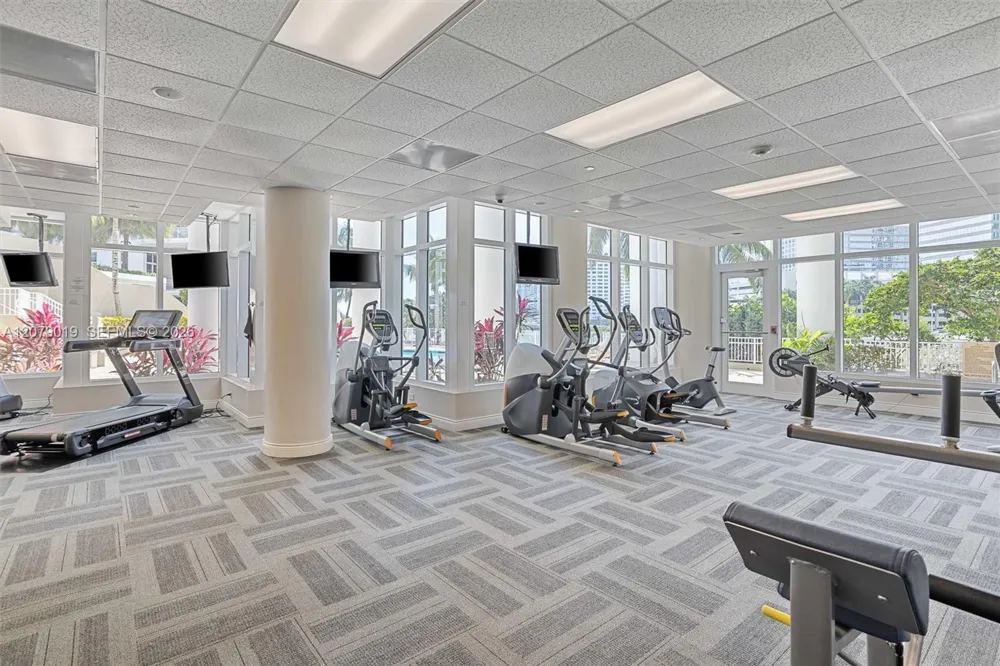 801 Brickell Key Blvd #1204 Miami, FL 33131