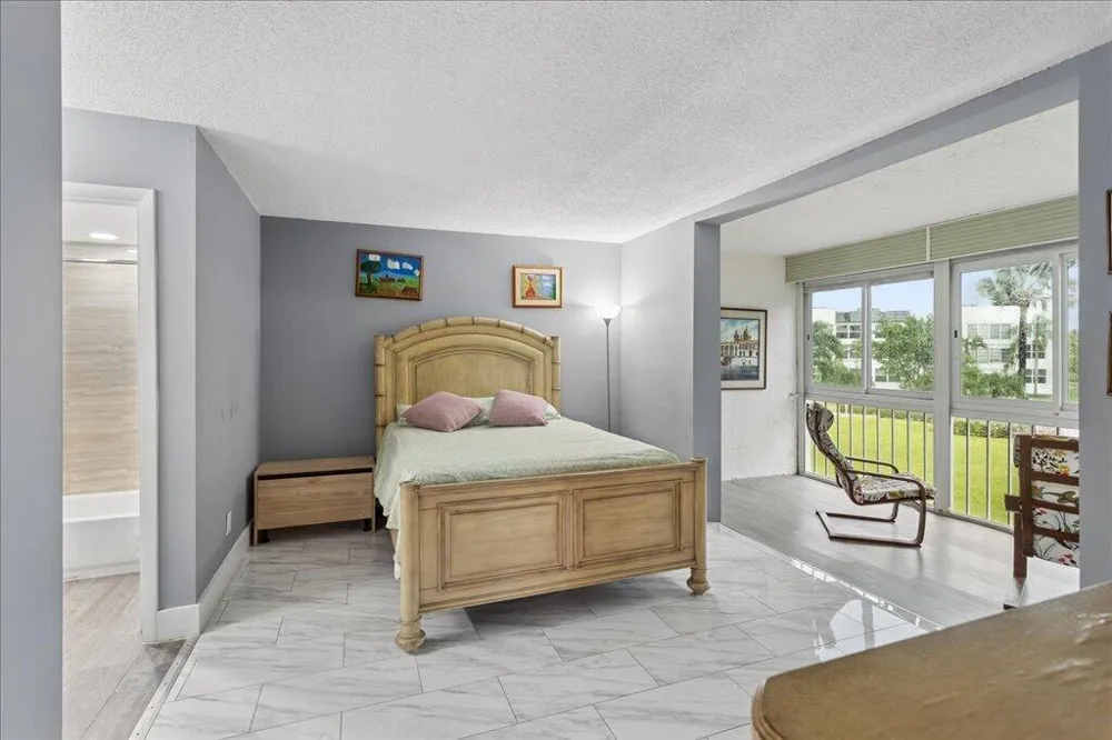 6600 ROYAL PALM BOULEVARD #215B Margate, FL 33063