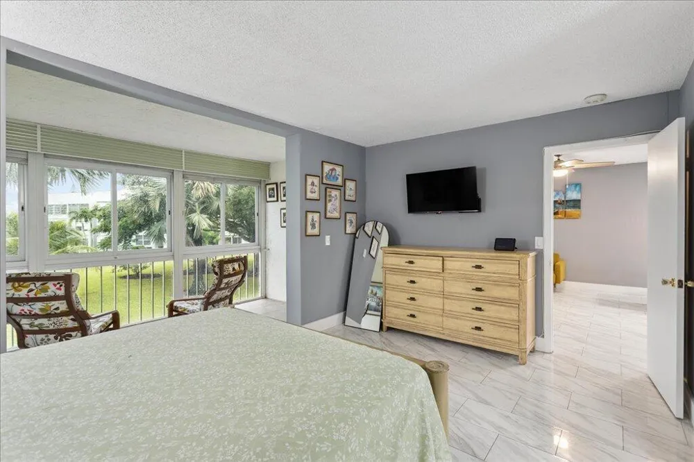 6600 ROYAL PALM BOULEVARD #215B Margate, FL 33063