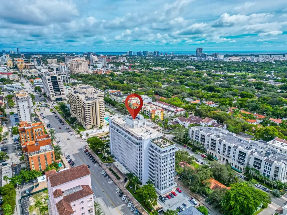 700 Biltmore Way #1017 Coral Gables, FL 33134