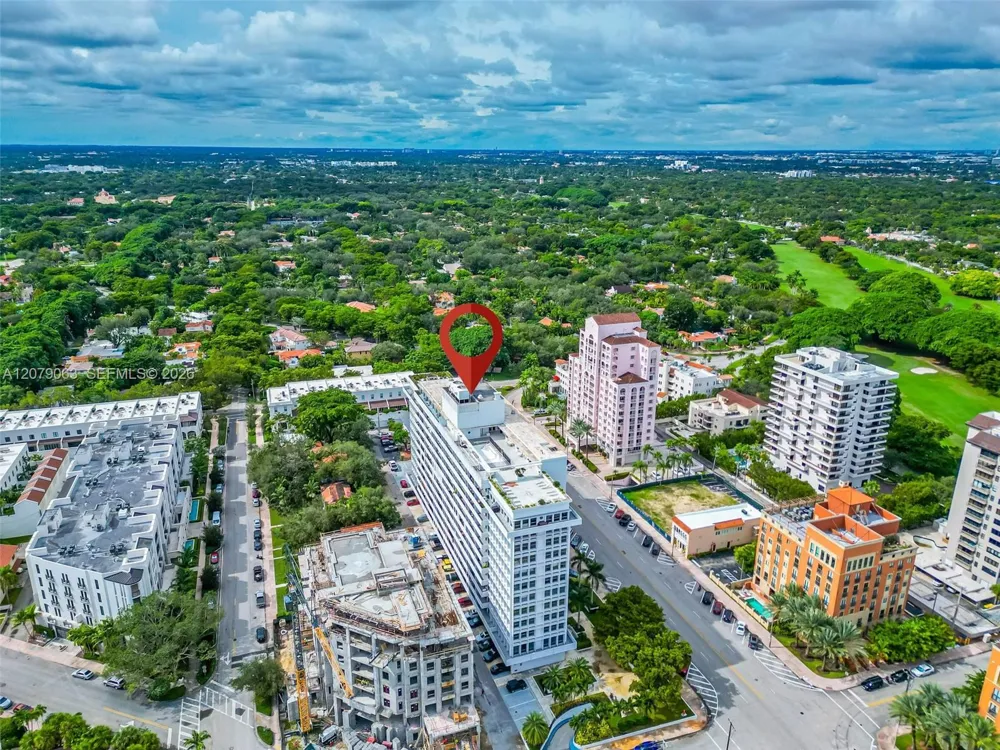 700 Biltmore Way #1017 Coral Gables, FL 33134