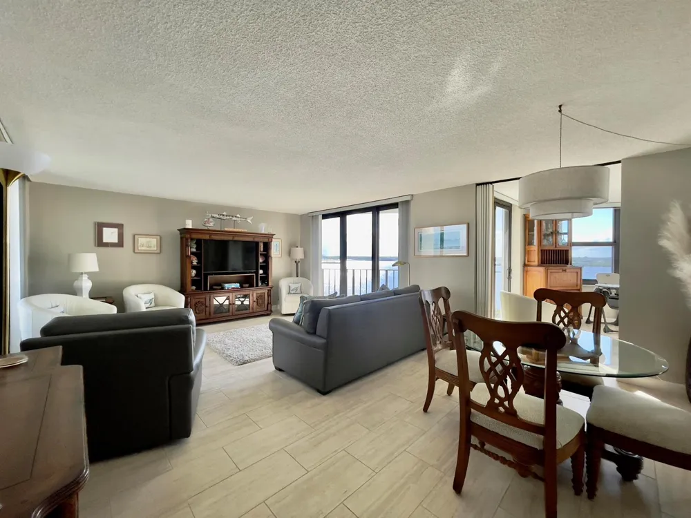5420 Ocean Avenue #1006 Singer Island, FL 33404