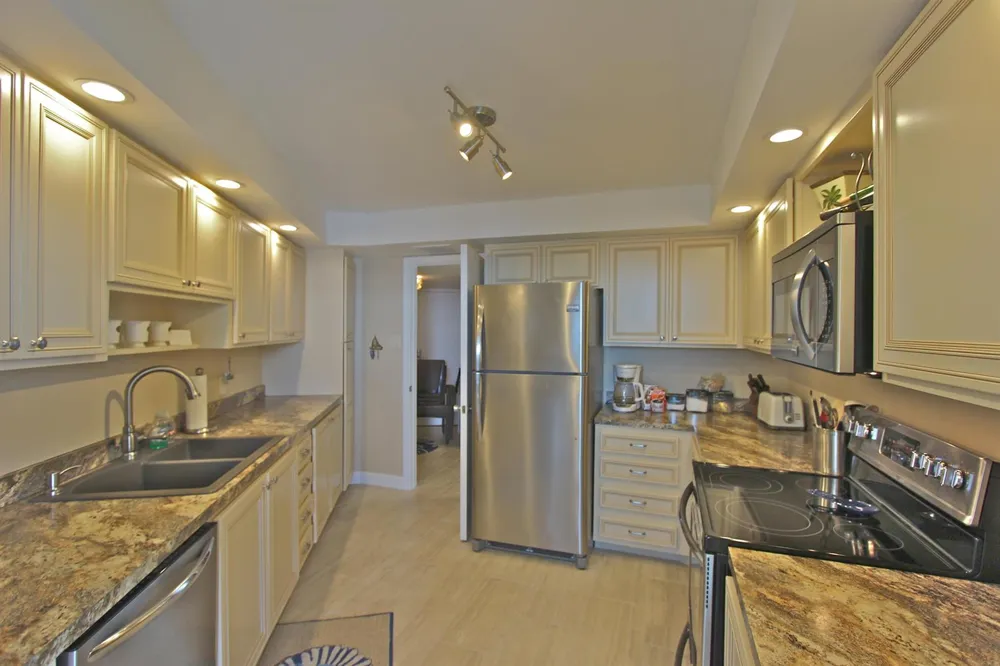 5420 Ocean Avenue #1006 Singer Island, FL 33404