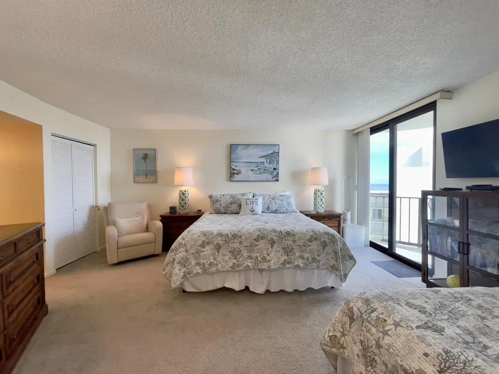 5420 Ocean Avenue #1006 Singer Island, FL 33404