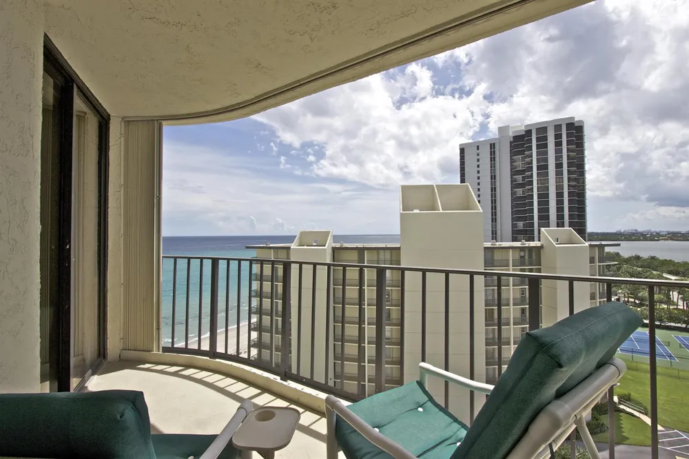 5420 Ocean Avenue #1006 Singer Island, FL 33404