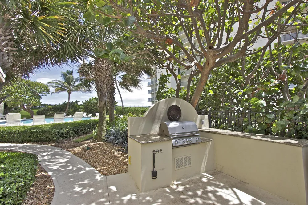 5420 Ocean Avenue #1006 Singer Island, FL 33404