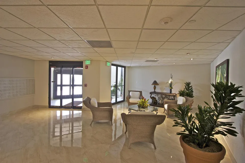 5420 Ocean Avenue #1006 Singer Island, FL 33404