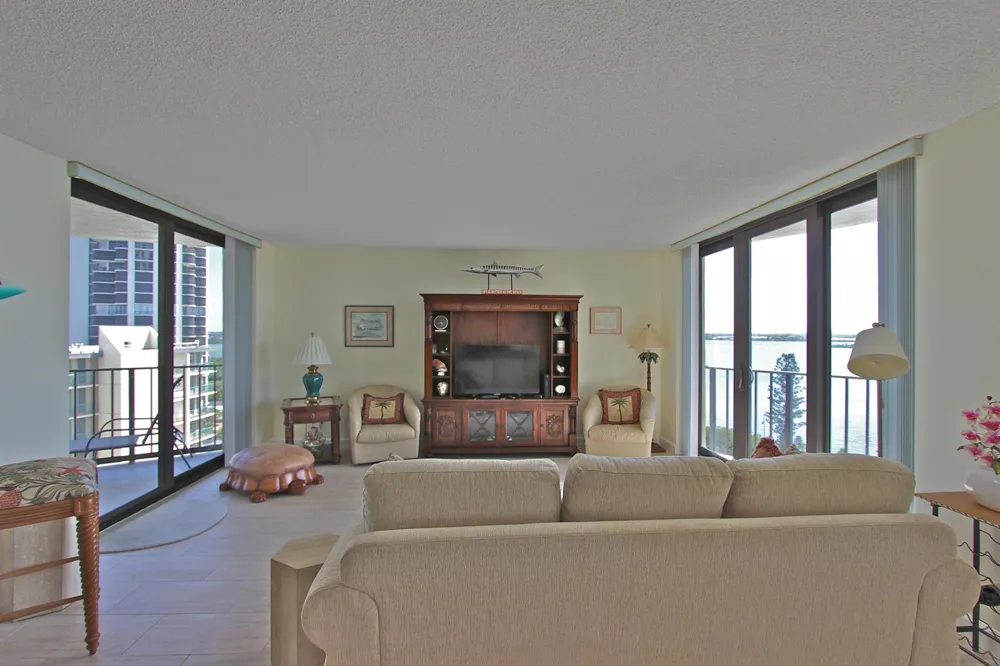 5420 Ocean Avenue #1006 Singer Island, FL 33404