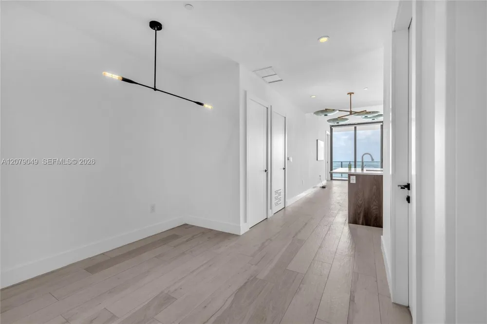 480 NE 31st St #4706 Miami, FL 33137