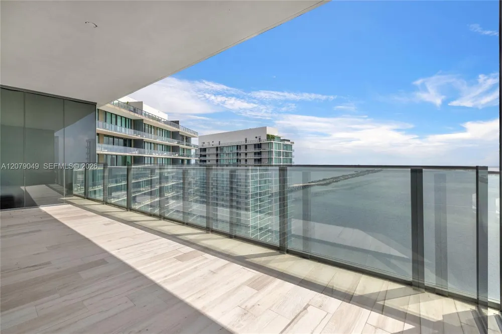 480 NE 31st St #4706 Miami, FL 33137