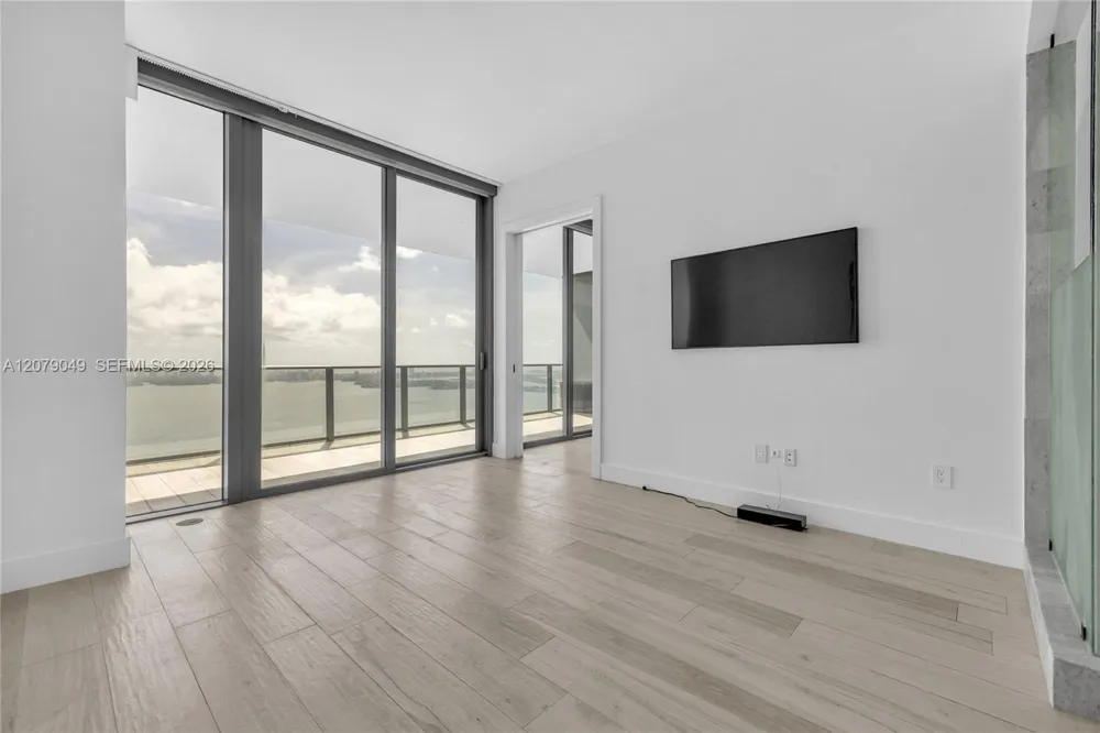 480 NE 31st St #4706 Miami, FL 33137