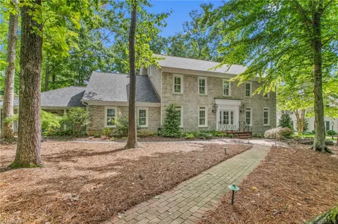 402 Parkmont Drive