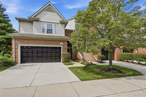 37585 Newburg Park Circle #16