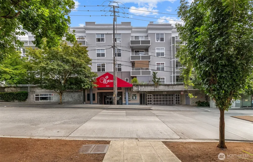 520 2nd Avenue W #201 Seattle, WA 98119