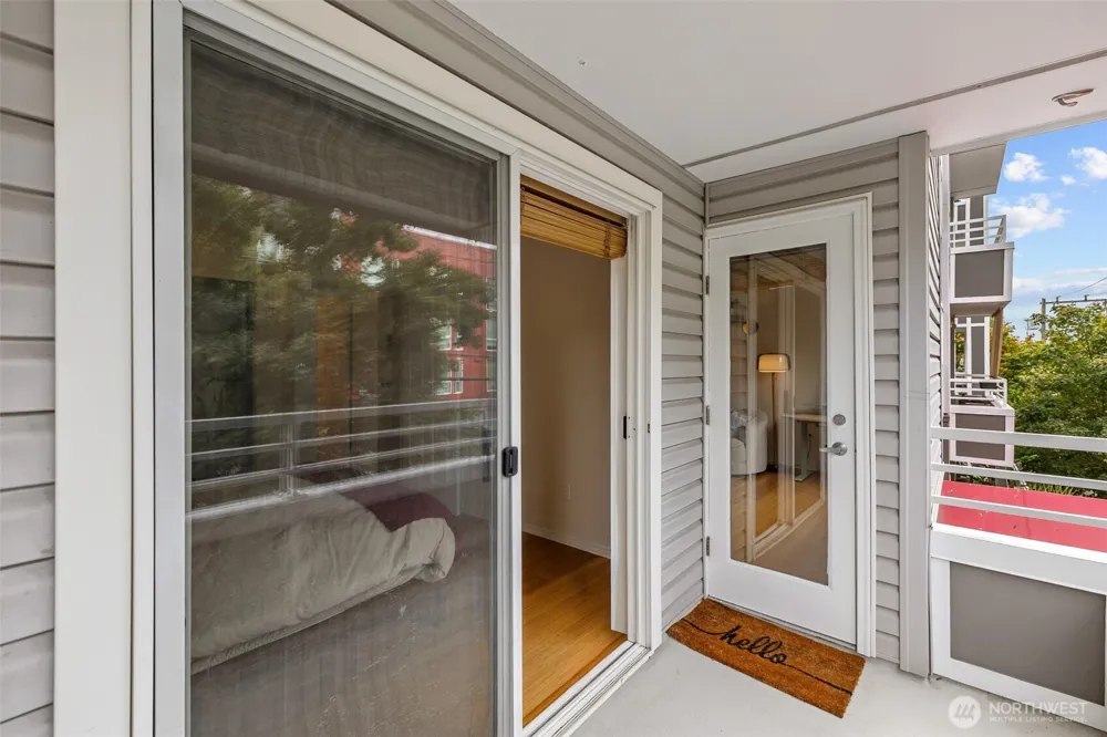 520 2nd Avenue W #201 Seattle, WA 98119