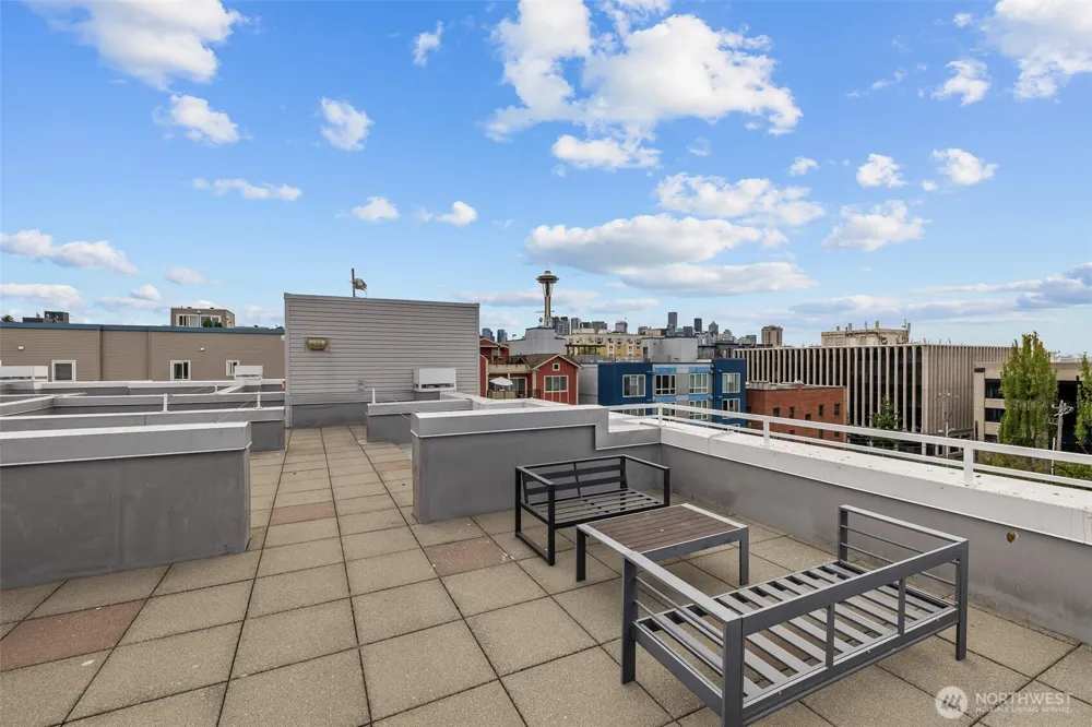 520 2nd Avenue W #201 Seattle, WA 98119