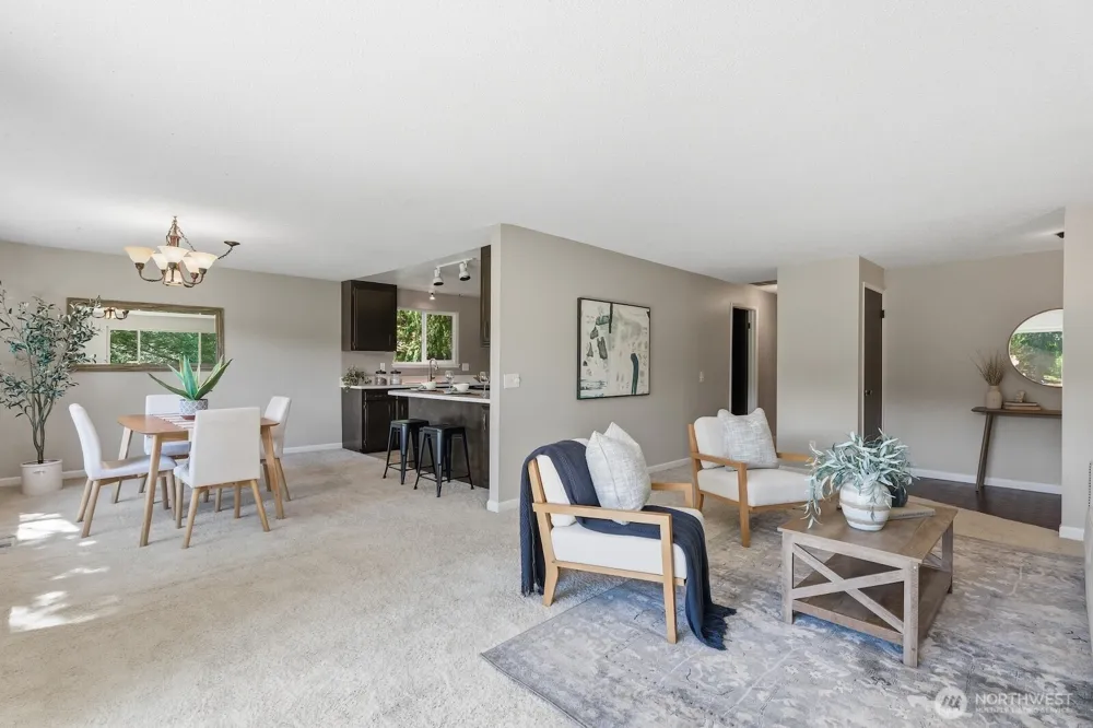5620 Halls Lake Way Lynnwood, WA 98036