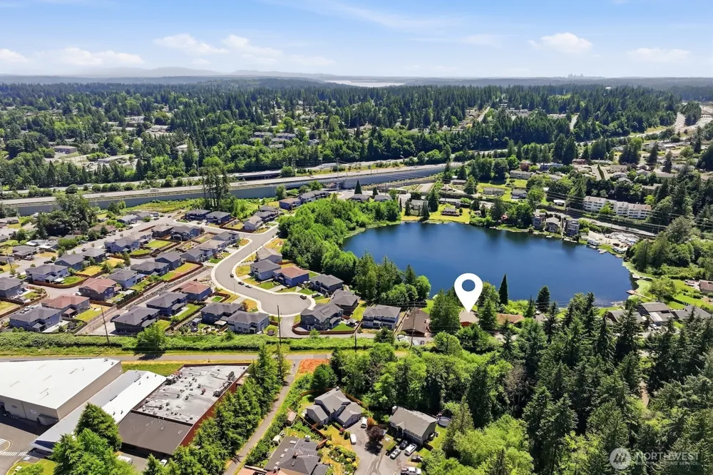 5620 Halls Lake Way Lynnwood, WA 98036