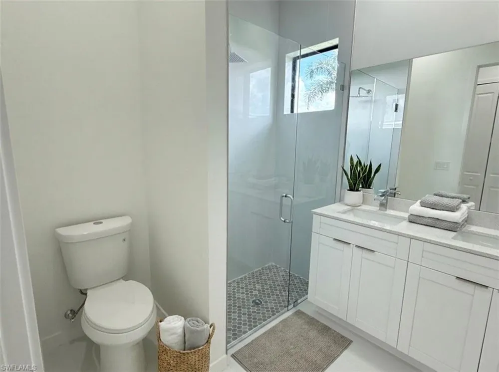 4322 Kismet Parkway W Cape Coral, FL 33993